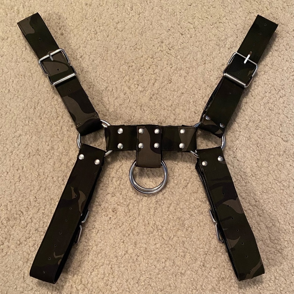 COLT Camo Chest Harness